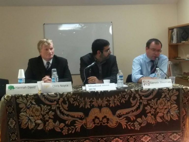 Lively Harrow Hustings malgré l'absence des conservateurs