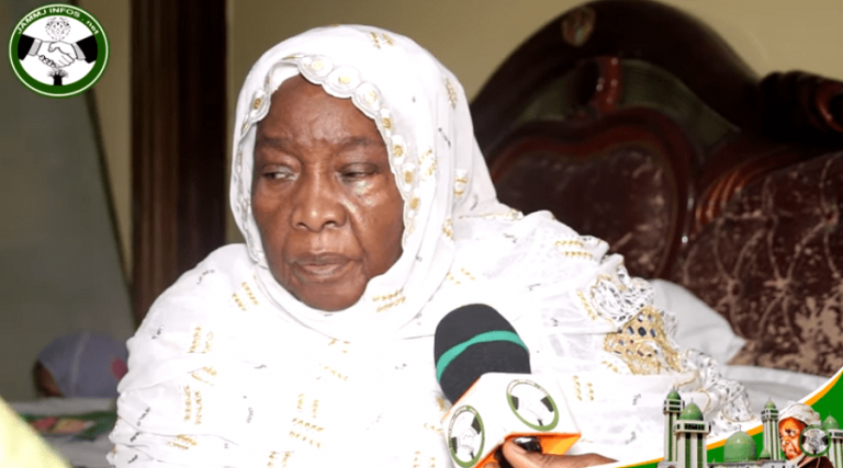 Khadimah du Coran: Shaykha Mariam Niasse