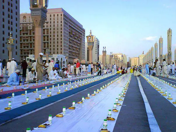 L’Arabie saoudite interdit l’iftar dans les mosquées pour le Ramadan 2021