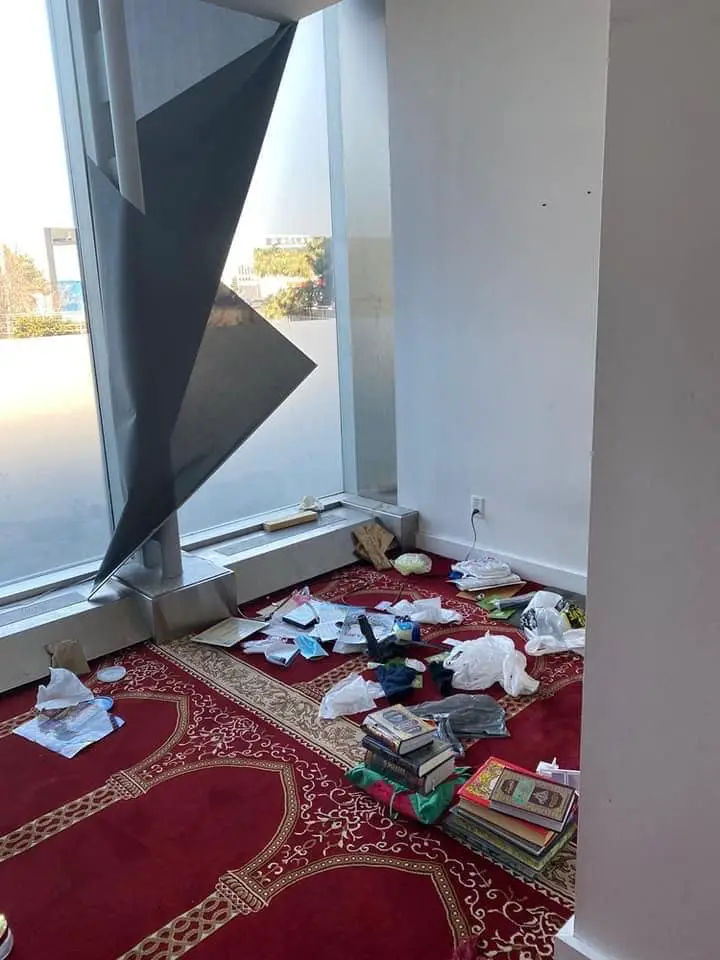 La mosquée de l'aéroport de Pearson vandalisée