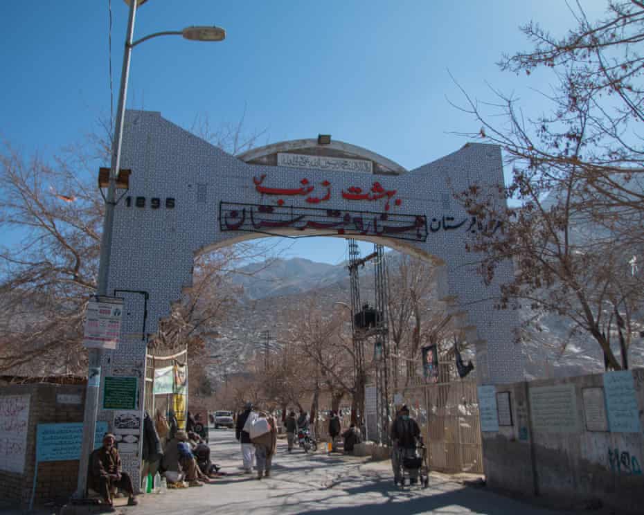 Cimetière Behisht-e-Zainab à Mari Abad, dans le quartier Hazara de la capitale Baloutche, Quetta