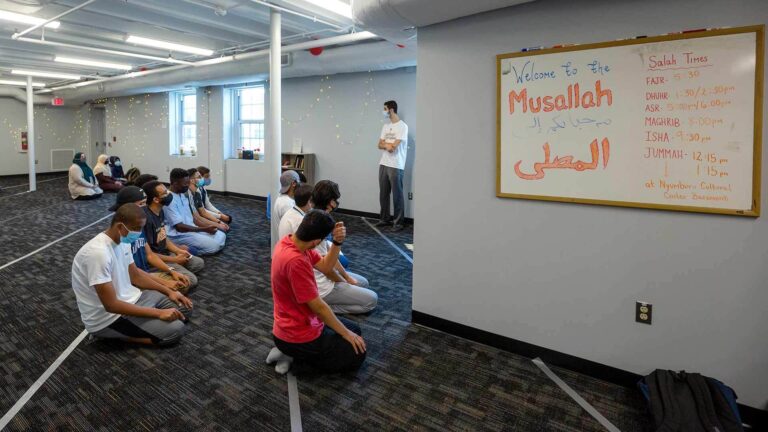 Après 20 ans d&rsquo;efforts, les étudiants de l&rsquo;Université du Maryland ont trouvé un endroit pour prier