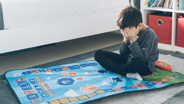Le tapis de prière interactif pour enfants devient viral et vous devriez en obtenir un