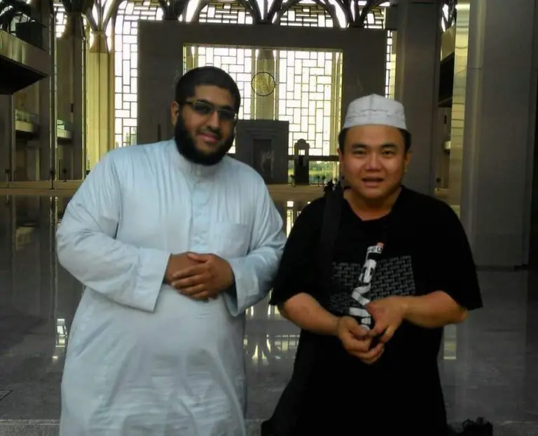 Un père chinois coupe les doigts de son fils après sa conversion à l’islam
