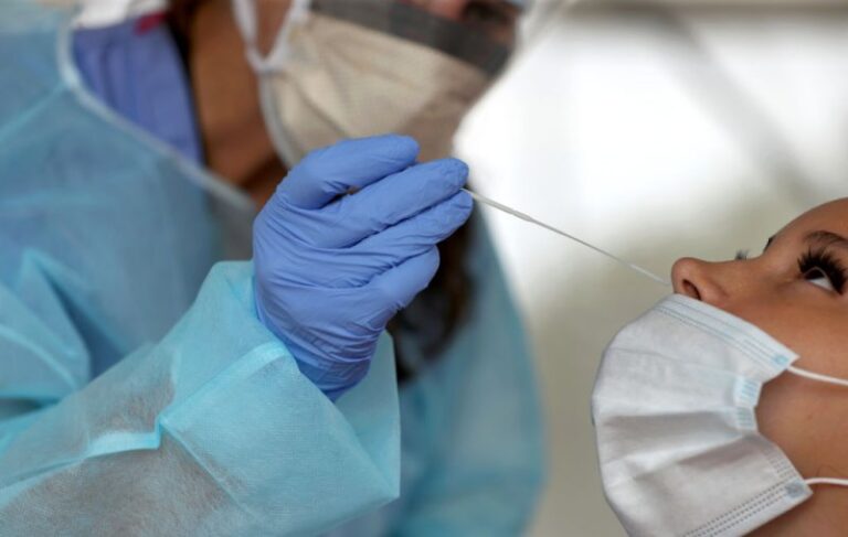 Les pèlerins de la Omra doivent soumettre un rapport PCR négatif 48 heures avant le départ