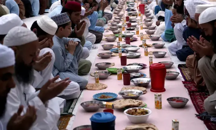 L’iftar a été interdit dans les mosquées au Koweït