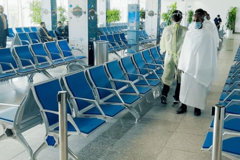Une entreprise indienne traitant les demandes du Hajj 2022 pour les pèlerins occidentaux a créé le chaos