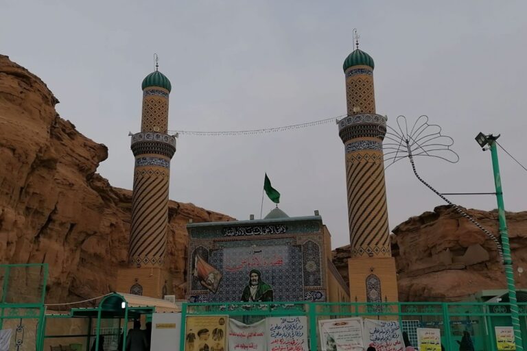 Le sanctuaire de Karbala touché par un glissement de terrain tue 5 pèlerins