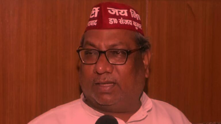 Le ministre de l&rsquo;UP Sanjay Nishad appelle à la suppression des mosquées proches des temples