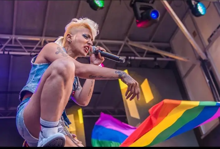 Le Pakistan accueille le premier événement LGBTQ à Karachi