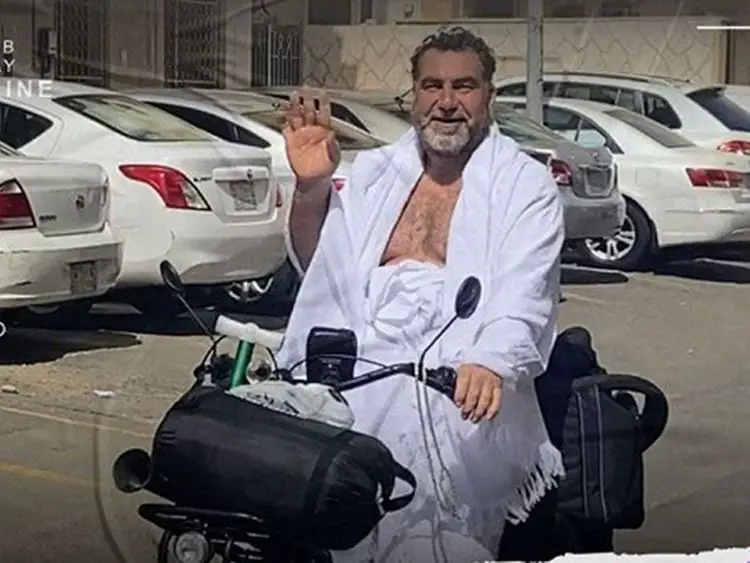 Un pèlerin de la Omra qui a atteint la Mecque à vélo meurt en atteignant la Mecque