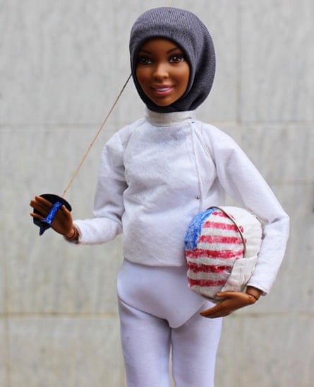 Une poupée Hijarbie basée sur l'escrimeur américain Ibtihaj Muhammad