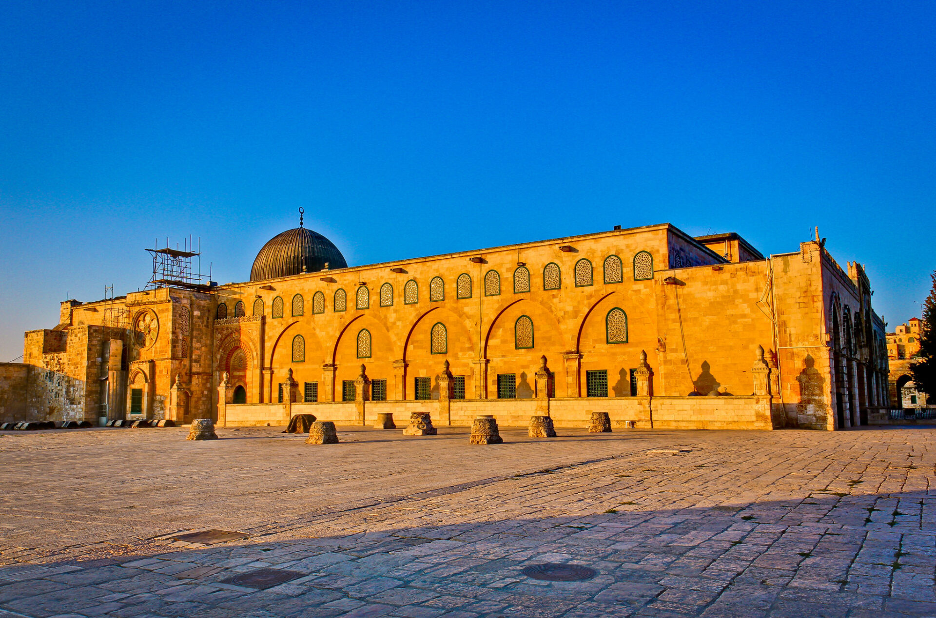 Israël ferme la mosquée Al-Aqsa aux musulmans