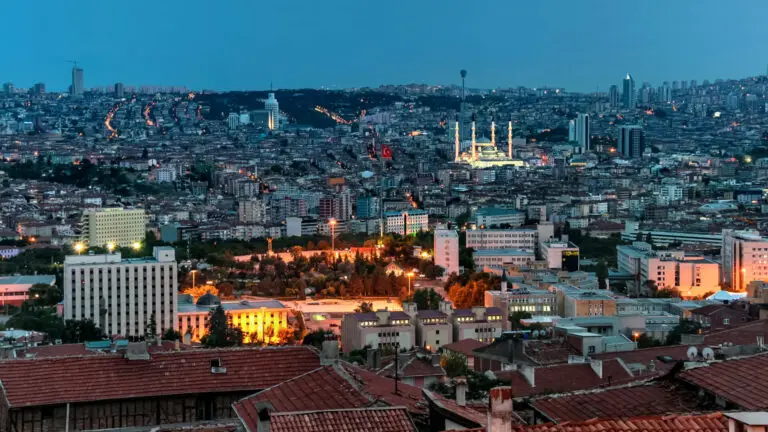 L’Arabie Saoudite introduit un visa de visite électronique pour les pèlerins de Turquie