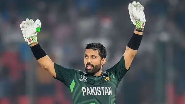 Plainte déposée contre le joueur de cricket pakistanais Rizwan pour avoir prié dans un stade en Inde