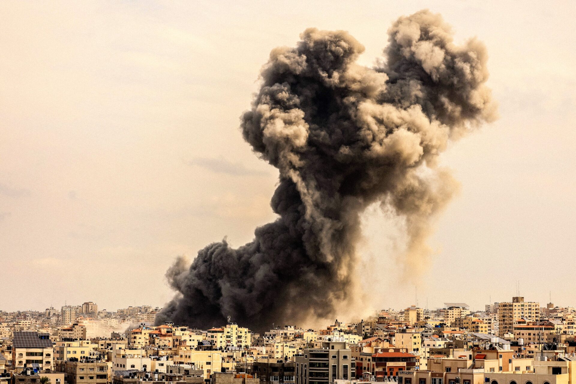 Israël envisage de créer une bande de Gaza libre de Palestiniens et annonce des maisons