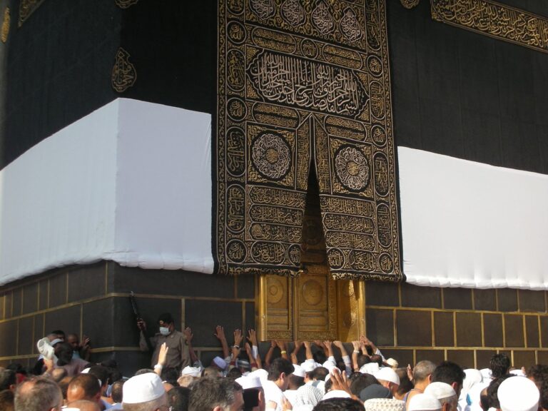 Kaaba door