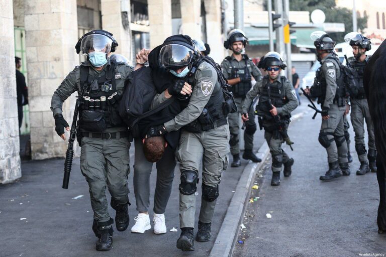 L'armée israélienne viole des femmes palestiniennes dans des cages, selon l'ONU
