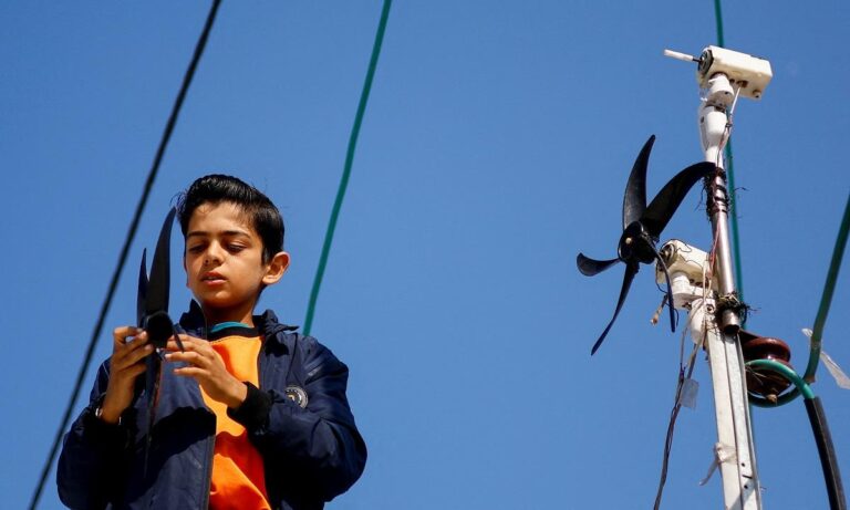 Un garçon de 15 ans à Gaza invente l’électricité

