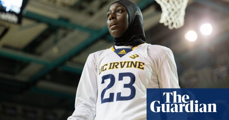 Diaba Konaté aime la France.  Mais une décision concernant le hijab l'empêche d'y jouer |  Basket-ball universitaire