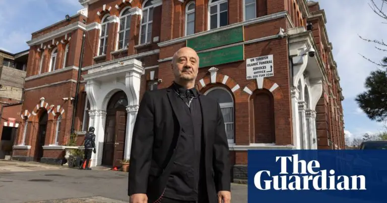 « Nos factures ont triplé » : la première mosquée turque du Royaume-Uni se bat pour survivre à Londres |  Londres