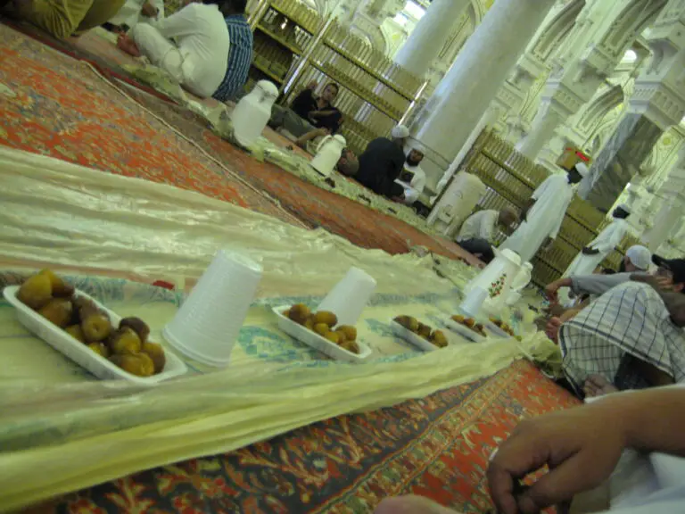 L'iftar sera servi à Masjid al-Haram et à Nabawi pendant le Ramadan 2024