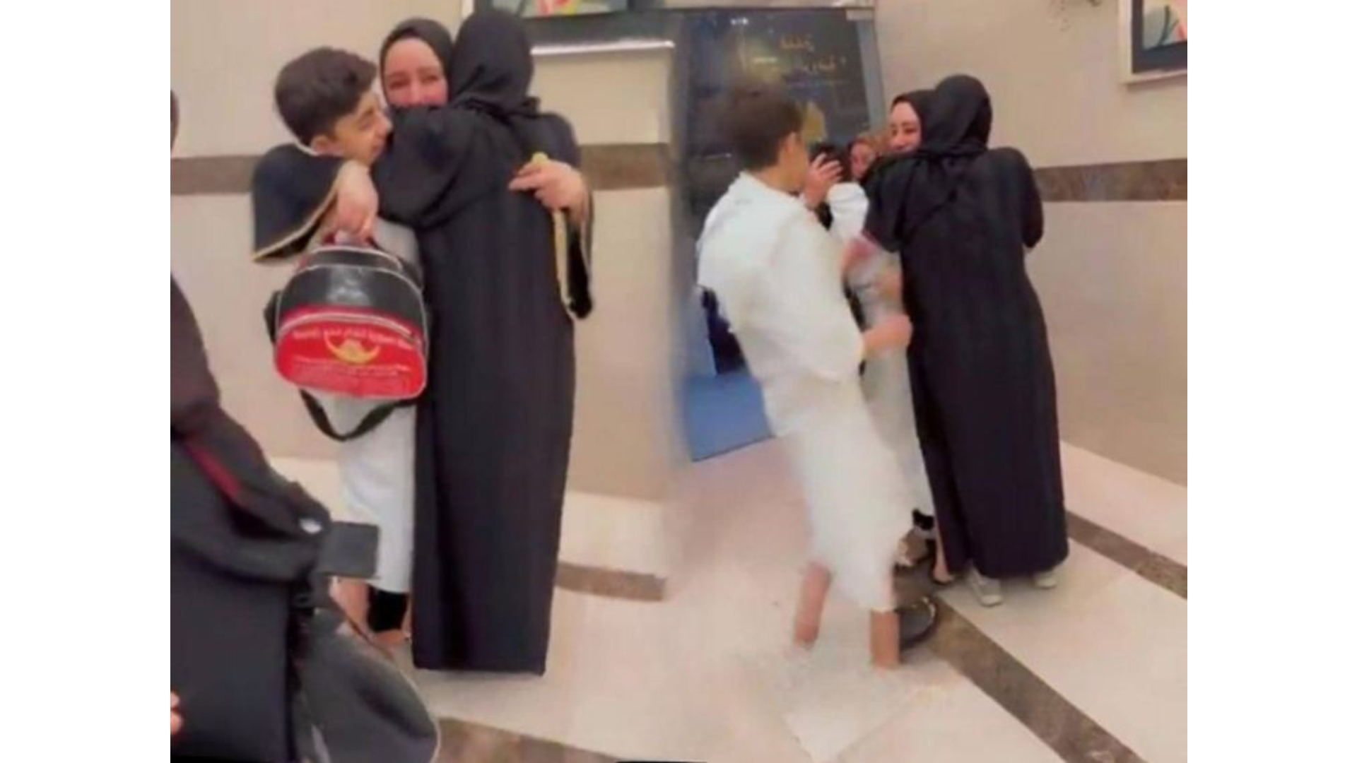 Pendant la Omra, une mère syrienne a retrouvé ses enfants après 11 ans