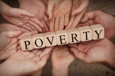 12 idées pour aider les adolescents à réduire la pauvreté