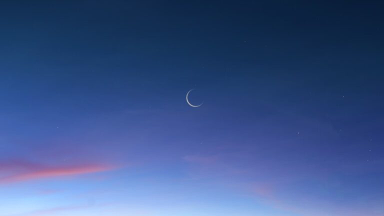 Shawwal Moon n'a pas été aperçue à l'Aïd Al Fitr le 10 avril
