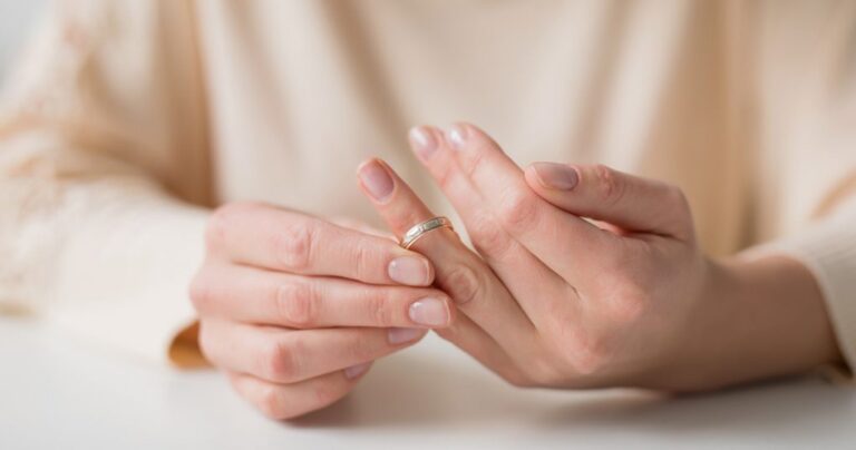 Marié sous la pression de mes parents, maintenant je veux divorcer