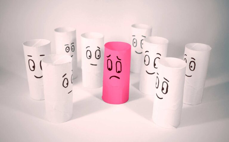 Je sens que les gens me méprisent