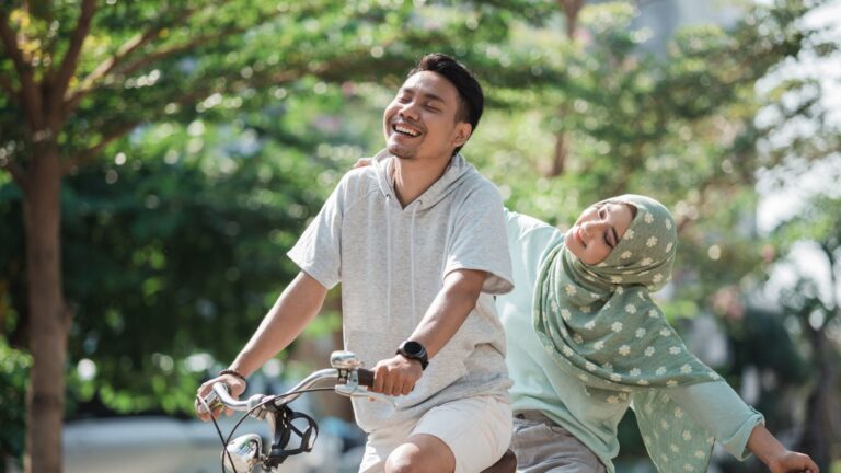 Vous détestez que vous ne puissiez pas sortir avec quelqu'un ?