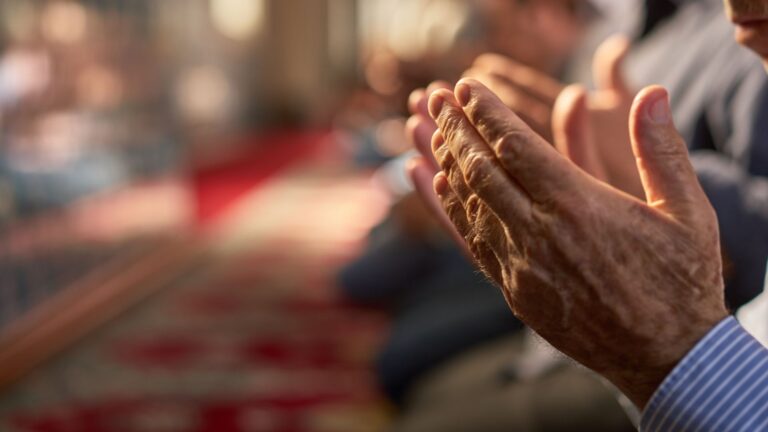 10+ Hadiths sur le vendredi

