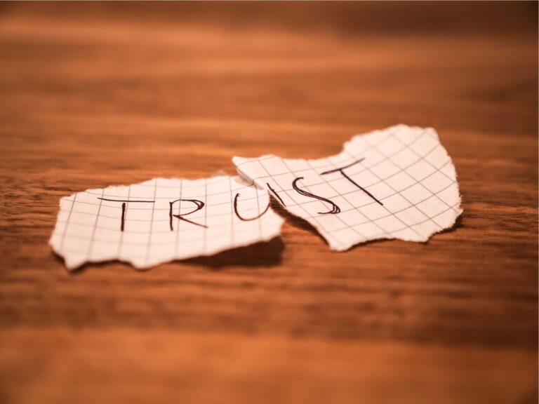 Je l'ai surpris en train de regarder du porno ; je ne peux plus lui faire confiance