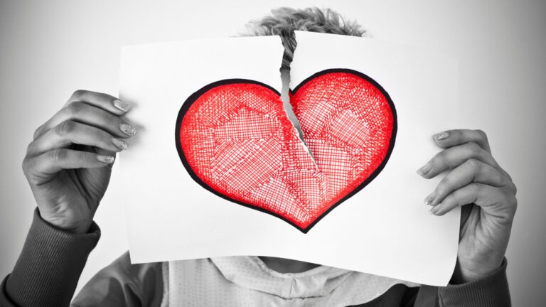 Surmonter les difficultés émotionnelles après un divorce