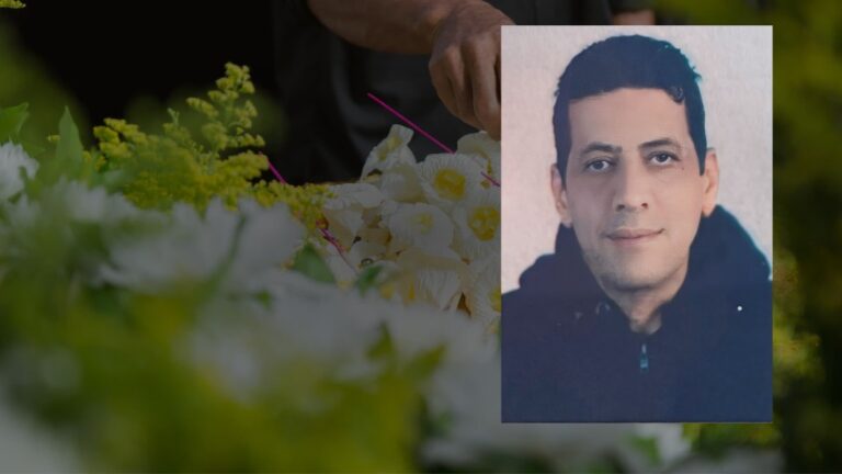 Il meurt en lisant le Coran, une semaine seulement après son arrivée à Birmingham