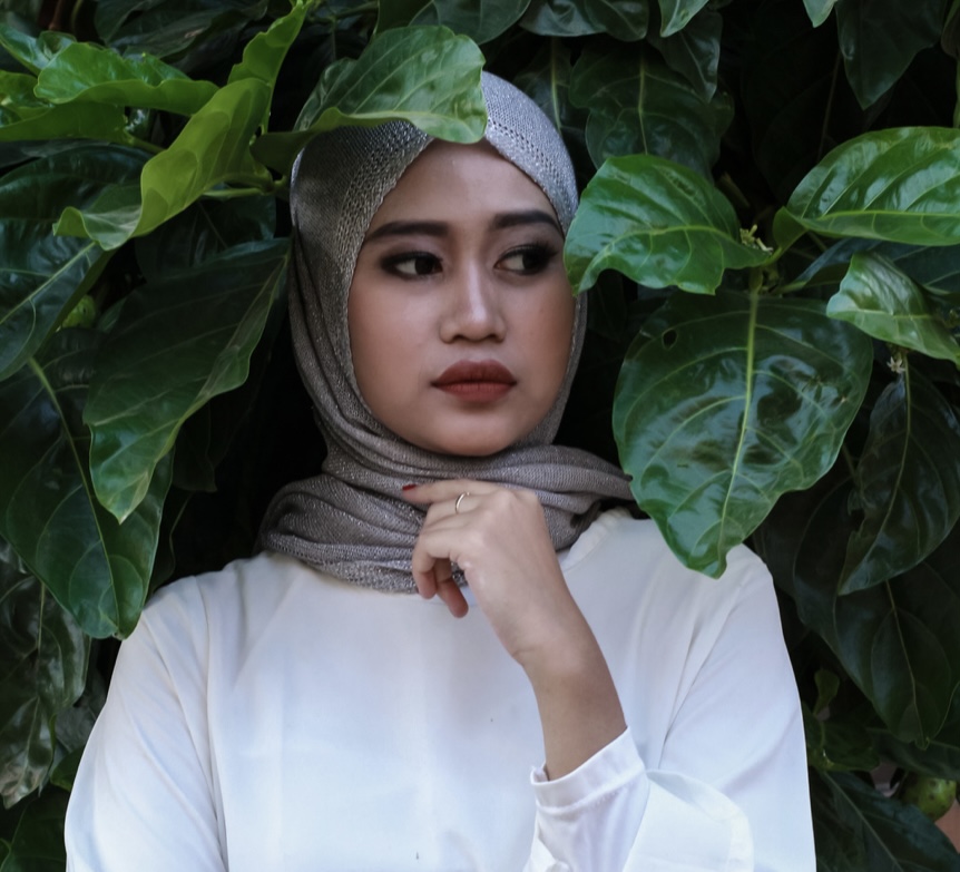 Je suis tombé amoureux de mon ami en ligne