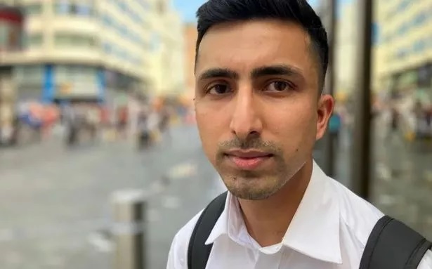 Un musulman salué comme un « héros » pour avoir sauvé une femme et son enfant lors d’une attaque au couteau