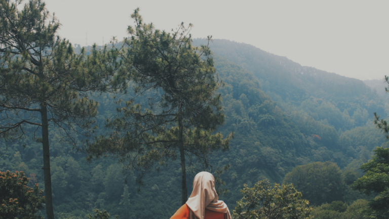 Existe-t-il différents niveaux de couverture pour les femmes ?