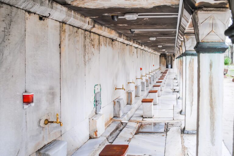 J'ai oublié de faire le Ghusl et de prier : mon payeur est-il valide ?