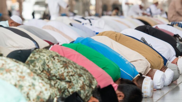 Le pouvoir de la prière : 10 bienfaits de la prière en Islam