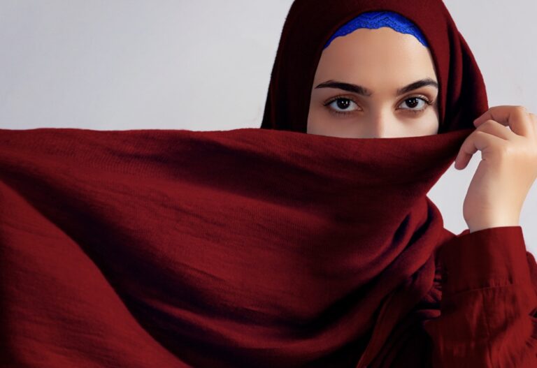 Aux prises avec une déformation du visage ; J'ai peur du futur