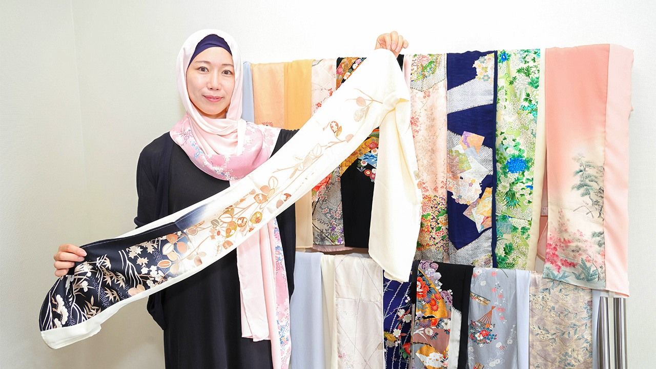 Comment le parcours d'un designer a créé la première marque de hijab au Japon