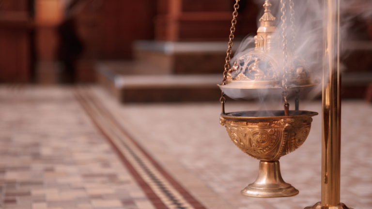 Brûler de l’encens peut-il éloigner les démons ? Vue islamique