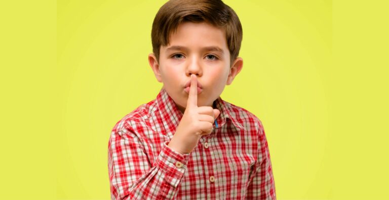 Comment apprendre aux enfants à ne pas dire de gros mots ?