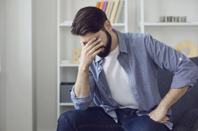 Des voix me disent que je suis un hypocrite ; Est-ce vrai ?