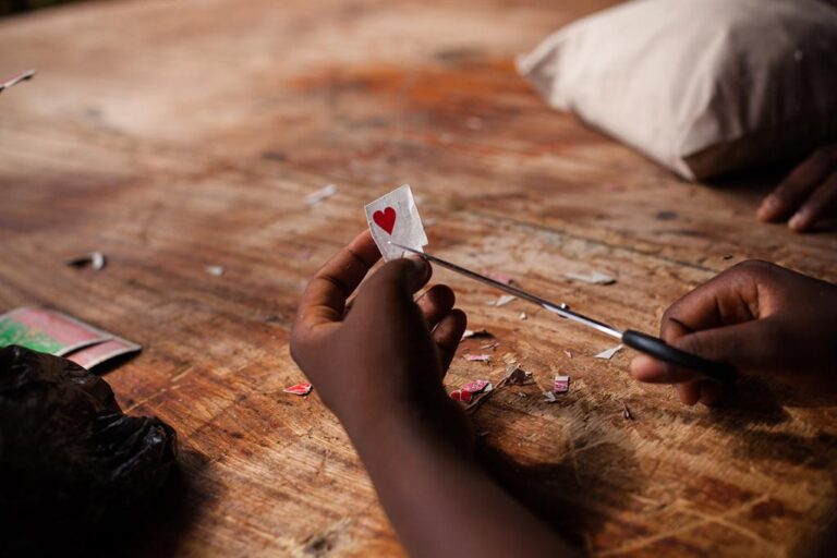 Les mauvaises expériences de l'enfance me poursuivent toujours