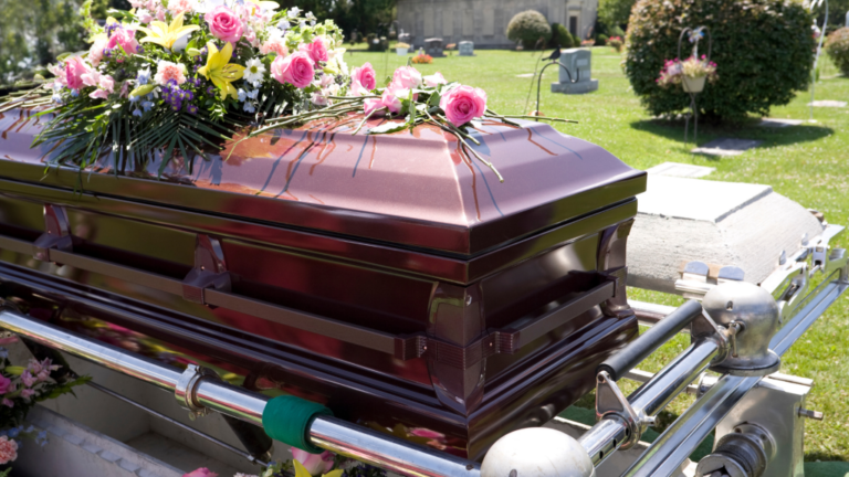 Un musulman peut-il assister à des funérailles non musulmanes ?