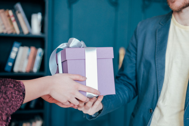 Une femme peut-elle proposer à un homme en Islam ?