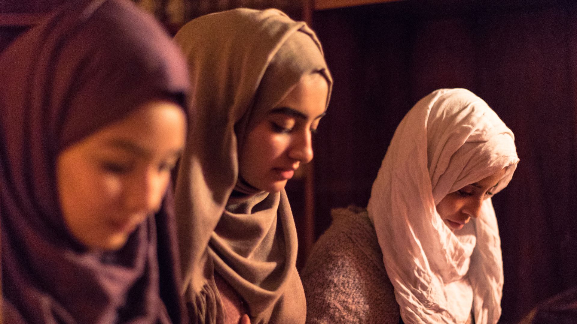 Zone réservée aux femmes dans la mosquée : trop de restrictions ?